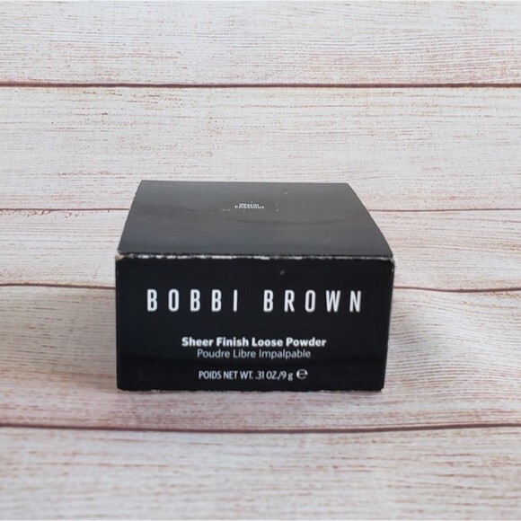 NIB Bobbi Brown Sheer Finish Loose Powder in Warm Chestnut .31oz - Picture 4 of 10